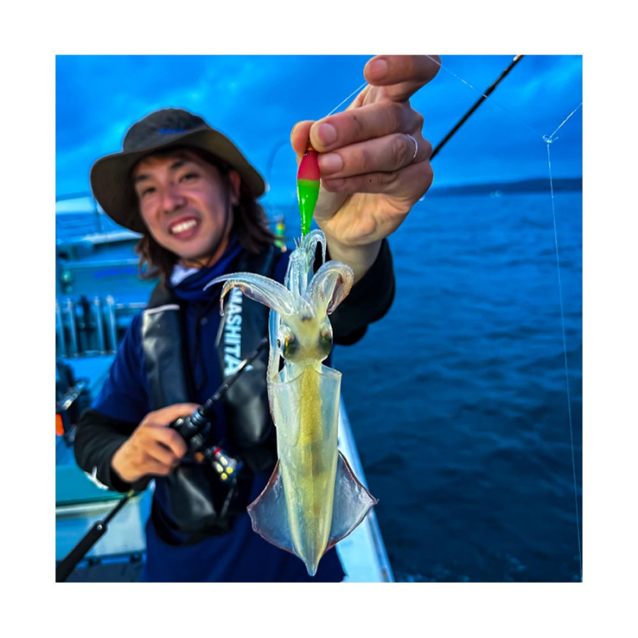 ΚΑΛΑΜΑΡΙΕΡΑ YAMASHITA SQUISH GLOW 7cm 